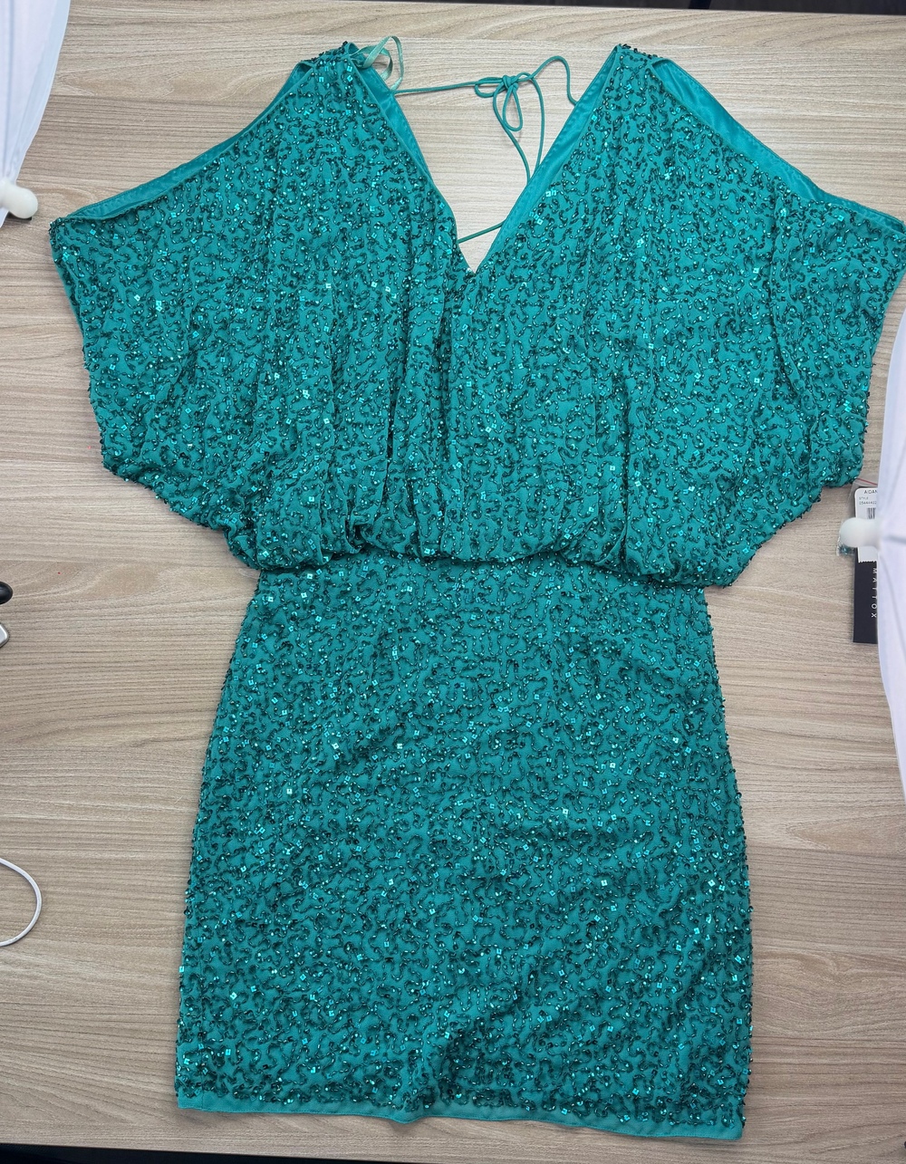 Aidan Mattox Women's Teal Green Sequin Mini Dress Size 8 Cold Shoulder Cocktail